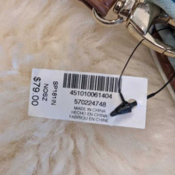 White House Black Market Matching Heels & Clutch - Picture 5 of 10